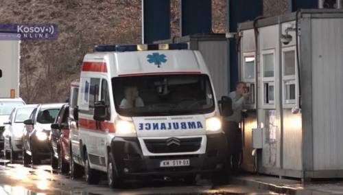 Kosovska policija na Jarinju ipak pustila sanitetsko vozilo s pacijenticom
