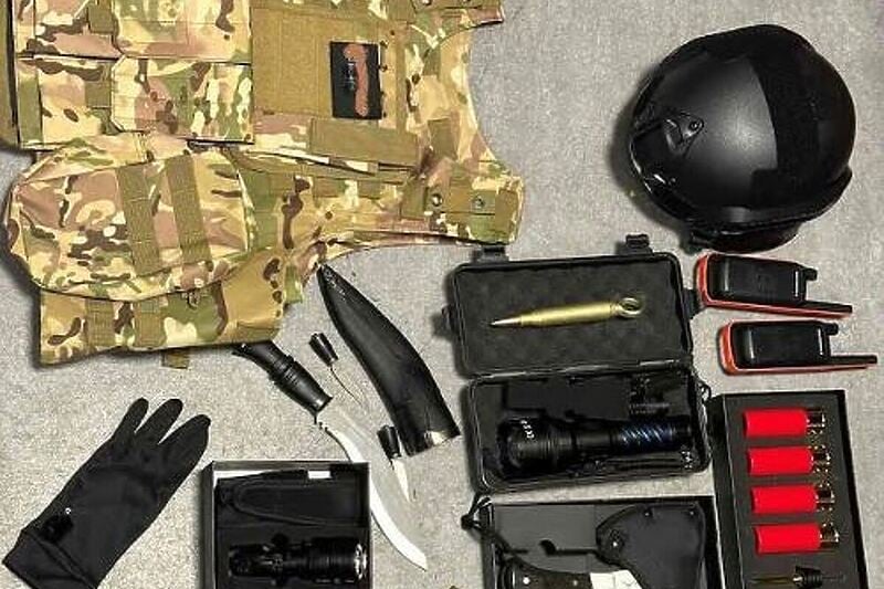 Kosovska policija pronašla vojnu opremu na granici sa Srbijom