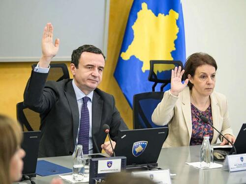 Kosovska vlada usvojila nacrt zakona o izdavanju ličnih karti od rođenja