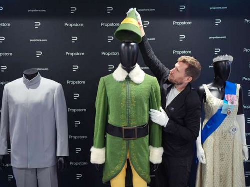 Kostim Willa Ferrella iz filma Vilenjak na aukciji prodan za 239.400 funti