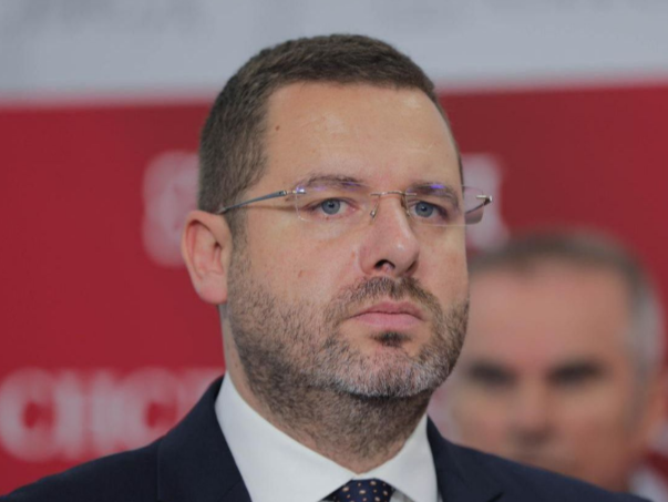 Kovačević: Odluka SAD skandalozna