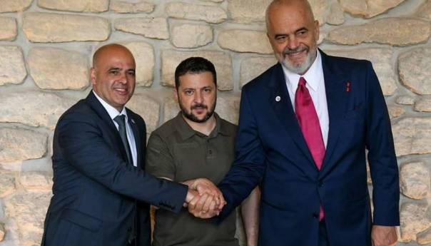 Kovačevski i Rama zajedno se sastali sa Zelenskim