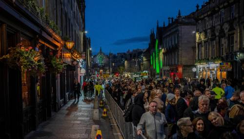 Kovčeg kraljice u London stiže u srijedu