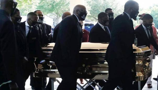 Kovčeg s tijelom Georgea Floyda stigao u crkvu u Houstonu