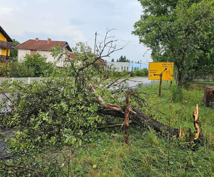 Kozarska Dubica i Trebinje zbrajaju štetu od nevremena