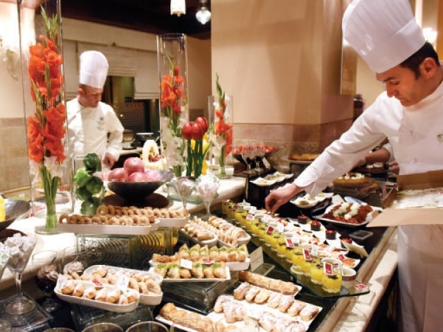 Kraj popularnih švedskih stolova u turskim hotelima?