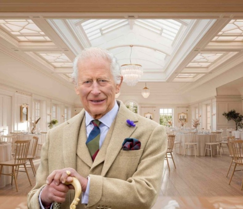 Kralj Charles otvara vrata luksuznog dvorca mladencima