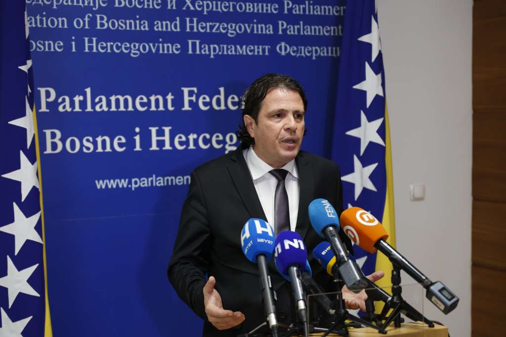 Kraljević pojasnio najznačajnije tačke usvojenog budžeta FBiH