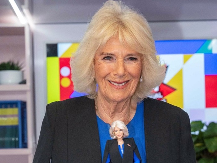 Kraljica Camilla dobila je svoju Barbie verziju