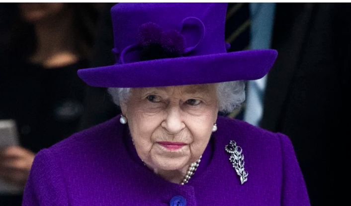 Kraljica Elizabeta će protivno tradiciji imenovati novog britanskog premijera u Balmoralu