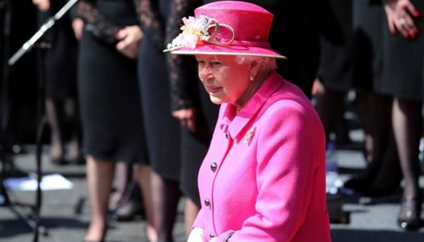 Kraljica Elizabeta nastavila javne angažmane nakon što je ublažen lockdown