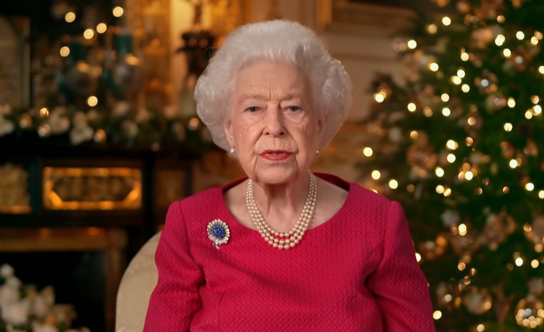 Kraljica Elizabeta u božićnoj poruci odala počast princu Filipu