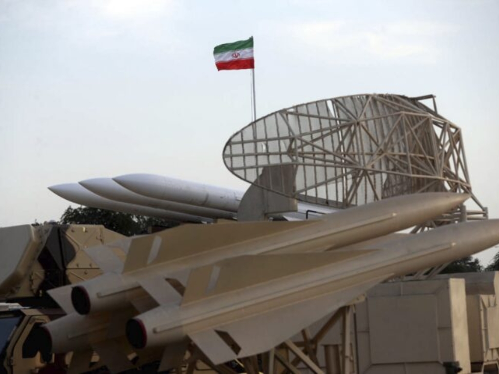 Kremlj: Pitanje iranskog nuklearnog programa treba riješiti politički i diplomatski