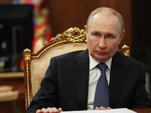 Kremlj: Putinov poziv Zelenskom je poziv na razgovor, ne na kapitulaciju