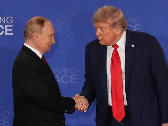 Kremlj: Trump i Putin razgovarali o Ukrajini, cilj je brzi završetak rata