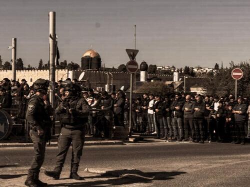 Krenuli na džumu u Al-Aqsi, ali izraelske snage im blokirale put