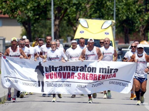 Krenuo 14. Ultramaraton Vukovar-Srebrenica dug 227 kilometara