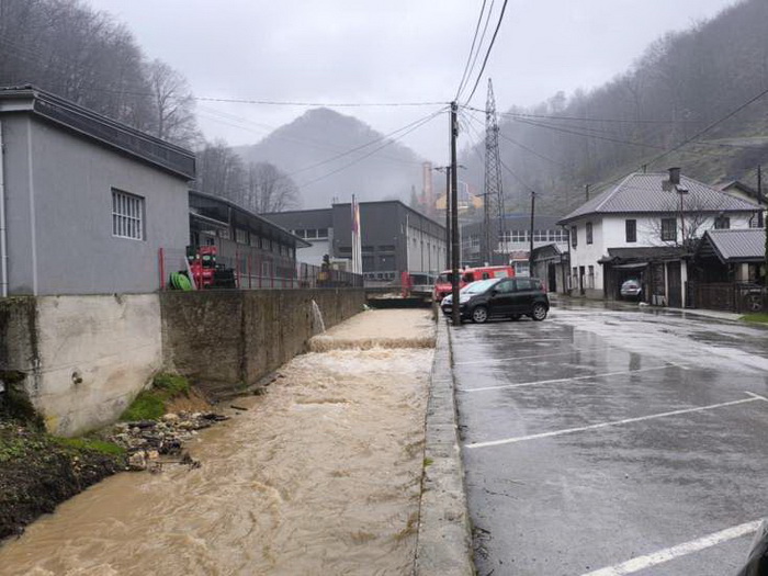 Kreševo: Vodostaji porasli nakon obilnih kiša, situacija za sada stabilna
