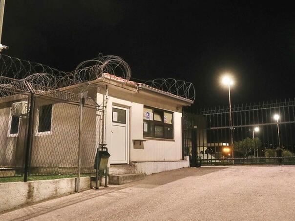 Krijumčari na migrantima zaradili 300 hiljada eura, završili u splitskom zatvoru