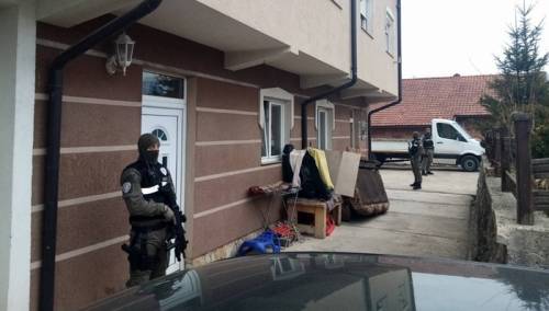 Kriminalna grupa trgovala drogama i oružjem u BiH i Hrvatskoj