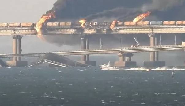 Krimski most djelomično otvoren nakon velike eksplozije