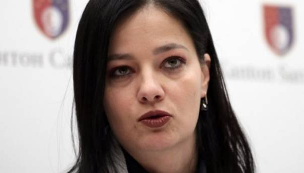 Kristić upozorila OKI i Sarajevostan da rade po zakonu ili će im biti ukinuto rješenje za obavljanje poslova upravnika