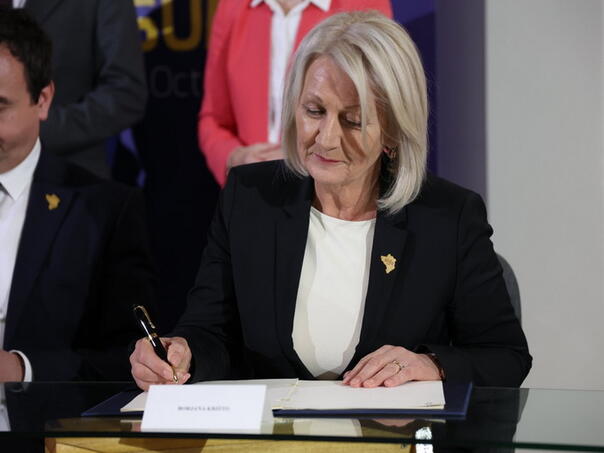 Krišto na samitu u Tirani pozvala da se BiH što prije omogući početak pregovora za članstvo u EU