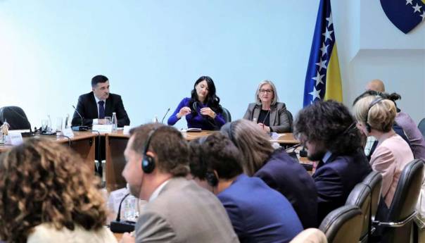 Krišto razgovarala s izaslanstvom COWEB-a o evropskim integracijama BiH