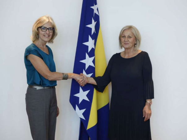 Krišto sa ambasadorima Austrije i Japana o bilateralnoj saradnji