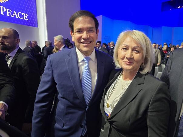 Krišto se fotografisala sa Rubiom u Davosu