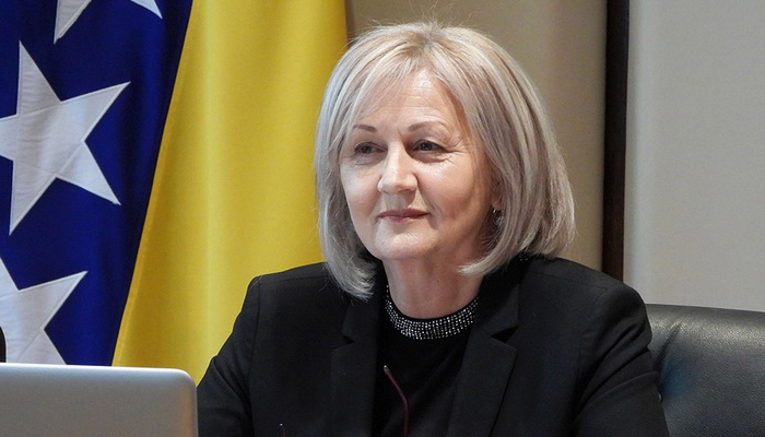 Krišto tvrdi da nije dobila zahtjev za sazivanje vanredne sjednice