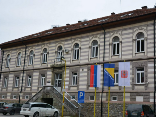 Kriza i slavlja: Radnici u Srebrenici slobodni trećinu januara