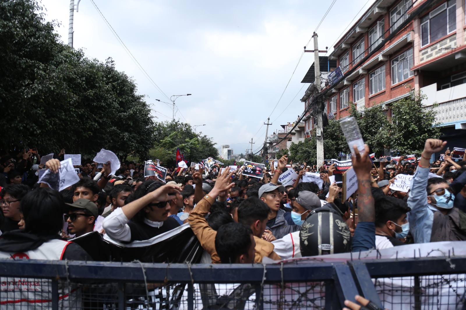 Kriza u Nepalu: Ukinute društvene mreže, 19 mrtvih u protestima