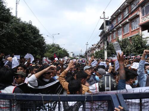 Kriza u Nepalu: Ukinute društvene mreže, 19 mrtvih u protestima