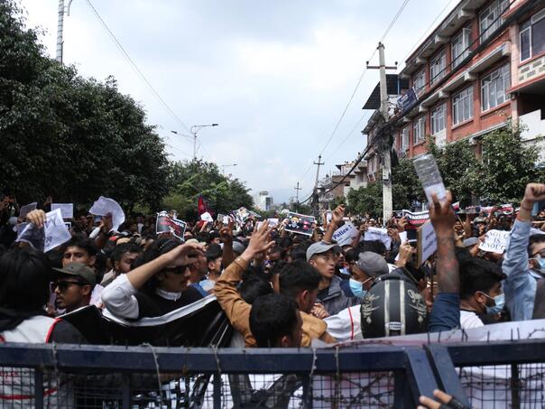 Kriza u Nepalu: Ukinute društvene mreže, 19 mrtvih u protestima