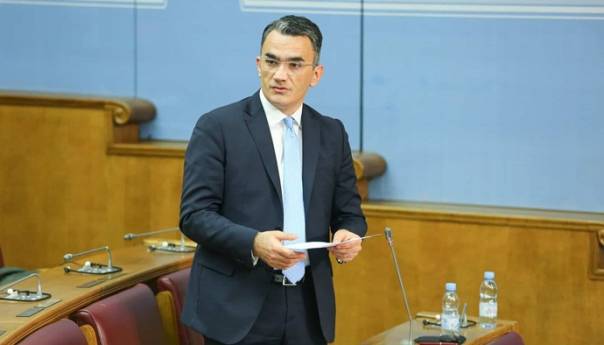 Kriza Vlade Crne Gore zbog negiranja genocida u Srebrenici