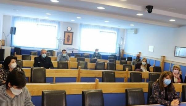 Krizni štab BPK-a predložio produženje online nastave i zatvaranje kladionica