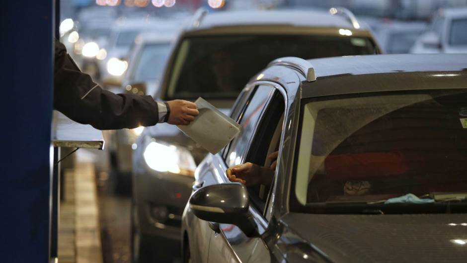 Krizni štab FBiH zahtjeva: Ulazak u BiH s negativnim PCR testom