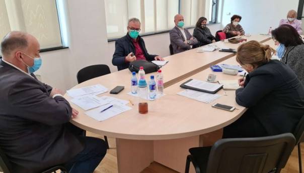 Krizni štab predložio zatvaranje kladionica, igraonica i nargla u ZDK