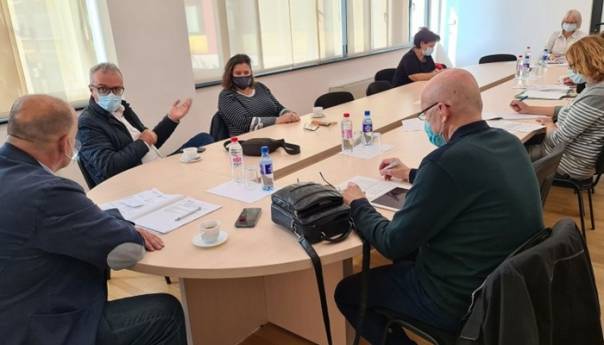 Krizni štab ZDK-a: Epidemiološka situacija i dalje nepovoljna