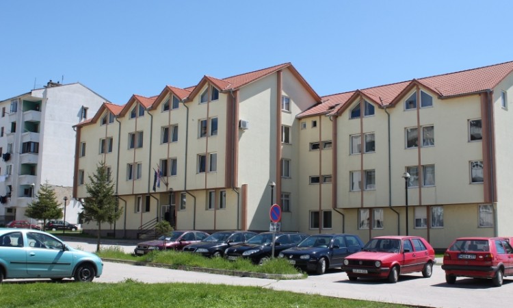 Krizni stožer Kantona 10 apelira na građane da se pridržavaju mjera