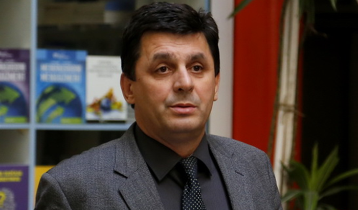 Krizno stanje: Glupost je virulentna, a znanje se teško prenosi!