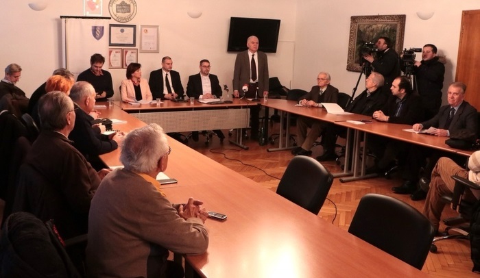 Krug 99: Nakon poruka iz EU odbaciti konstitutivnost