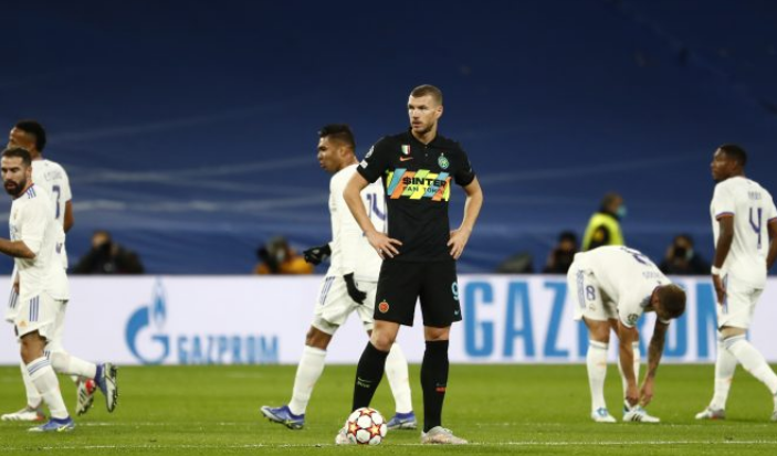 Kruna za kraj velike karijere: Džeko na meti Real Madrida?