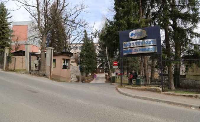 KS: 348 novozaraženih, pet osoba preminulo