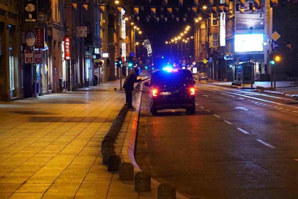 KS: Od danas zabrana kretanja od 21.00 do 05.00 sati