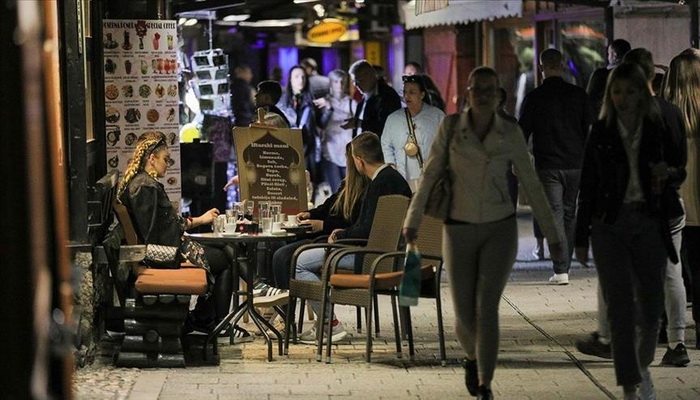 KS: Radno vrijeme ugostiteljskim objektima pomjera se sa 20:00 na 22:30 sati