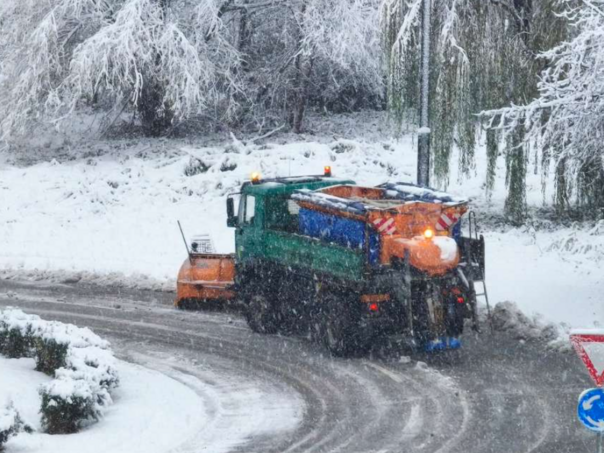 KS ulaže 40 miliona KM u komunalna preduzeća, u pripremi zakon o komunalnoj policiji
