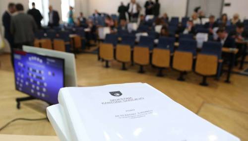 KS usvojio privremeno finansiranje do 31. marta naredne godine