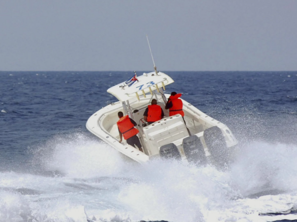 Kuba: Pucano sa američkog glisera, ubijene četiri osobe